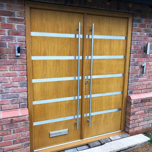a hardwood door installed by Acorn Windows in Nottingham